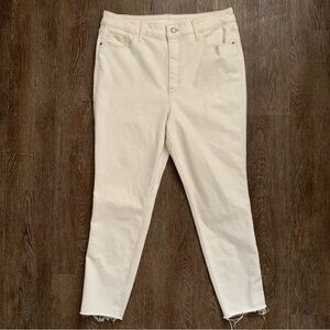 Old Navy Rockstar Super Skinny 360 Stretch Jeans Size 16